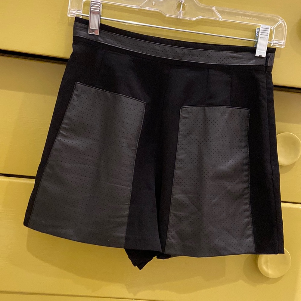 BCBG dressy shorts
